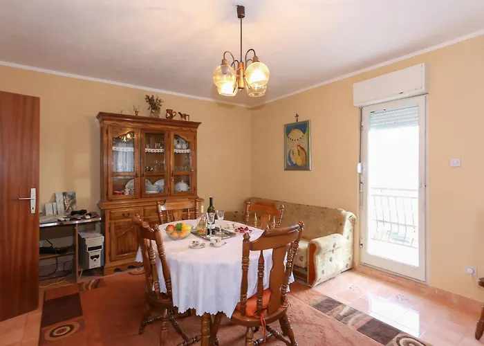 Appartement With Parking Space - 12695 *